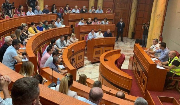 Gati fondi i qirase nga Bashkia e Tiranes: Ja procedurat qe duhet te ndiqni per te perfituar